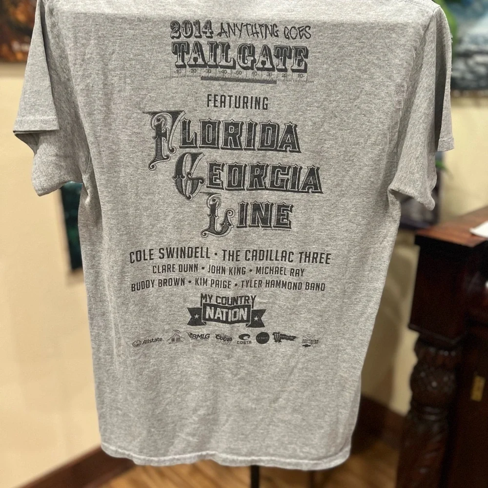 Florida/Georgia Line 2013-2014 tour shirt size small in GUC - Picture 4 of 4